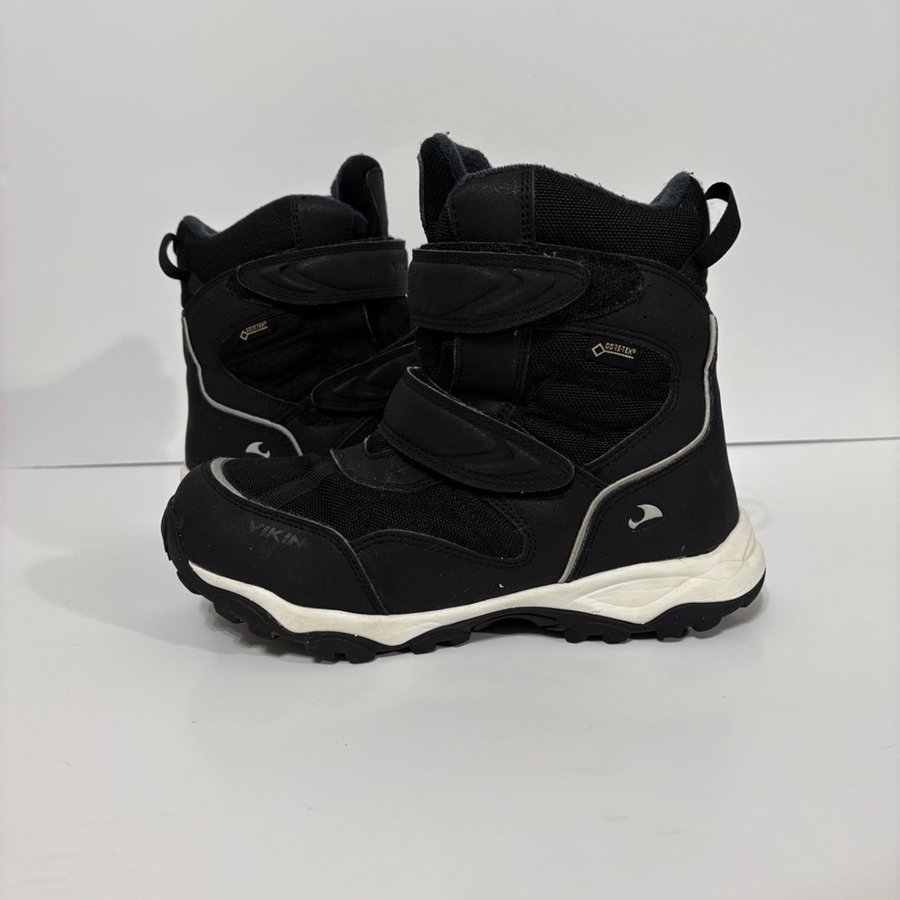 Viking‎ Kids Black Winter Boots
